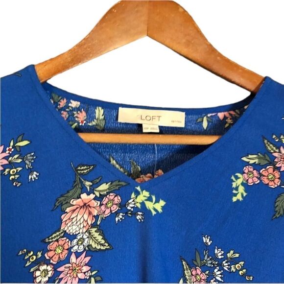 NWT! Loft floral long sleeve blouse.‎ - Picture 2 of 13